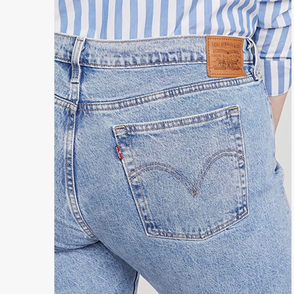 Levi’s Wedgie 30
